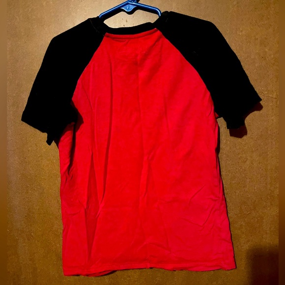 Boys Spider-Man T-shirt Size 6/7 - Picture 2 of 3